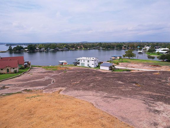 3rd image of 1538 Hill Top Drive