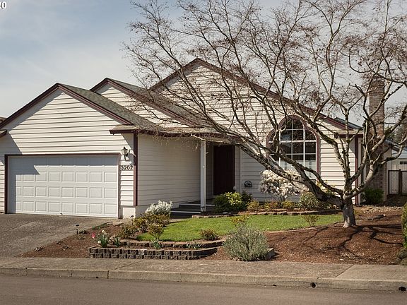2nd image of 3202 SE 155th Ave