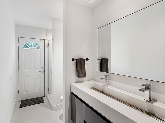 5th image of 9 Long Hill Rd