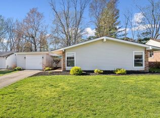 8425 Linderwood Ln, Cincinnati, OH 45255
