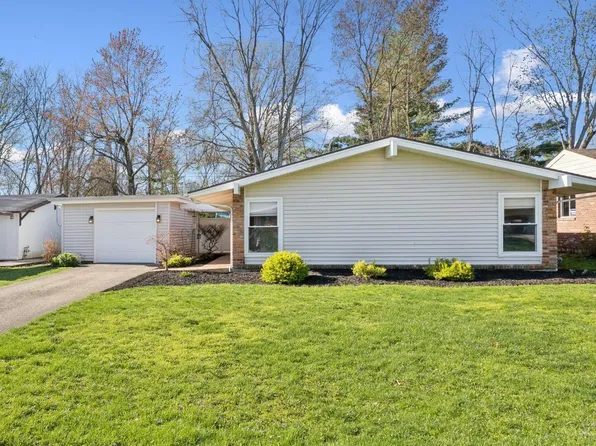 8425 Linderwood Ln, Cincinnati, OH 45255