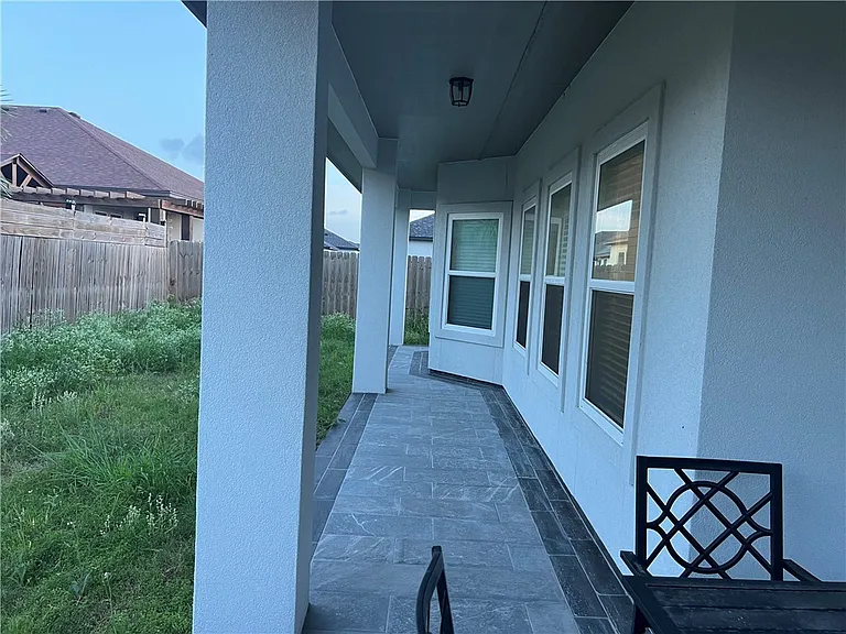 4006 Talbot Dr — Photo 31