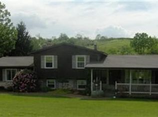 5069 Alamo Rd SE, Carrollton, OH 44615