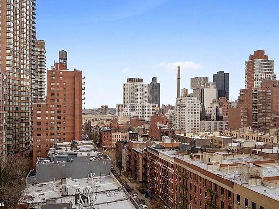 2nd image of 301 E 87th St APT 14A