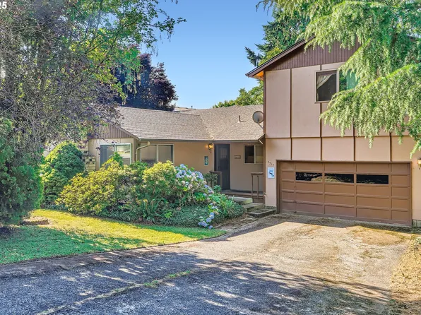 4517 NE 44th St, Vancouver, WA 98661
