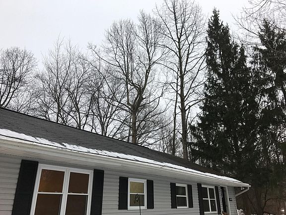 5th image of 745 Dayton St #A