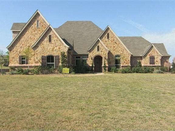 5th image of 104 Country Vista Cir