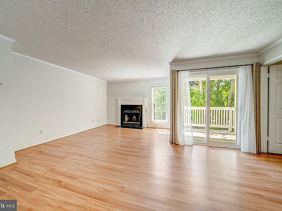 5th image of 1515 Lincoln Way APT 201