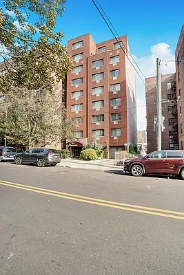 Rented by Bond New York | media 7