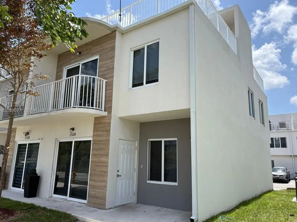 25680 SW 143rd Path #2