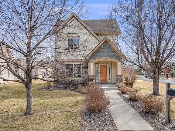 2nd image of 1334 Carriage Drive