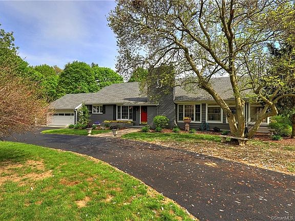 Brand new circular driveway & newer roof!