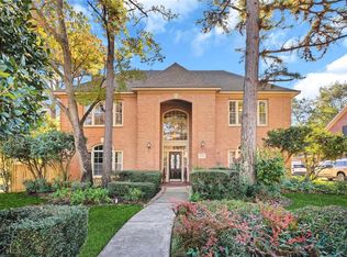 4335 Broadleaf St, Kingwood, TX 77345