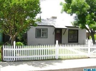 907 S Clark St, Visalia, CA 93292