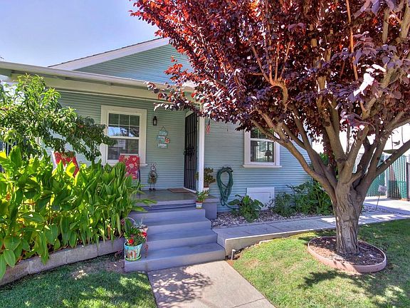 4th image of 3108 42nd St