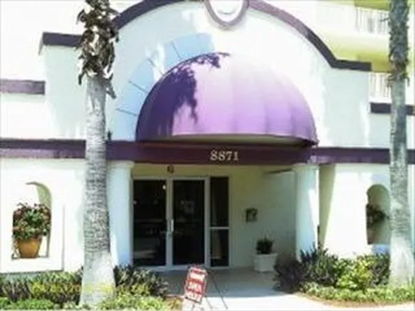8871 Lake Dr APT 202, Cape Canaveral, FL 32920