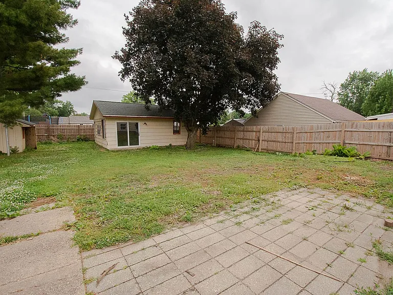 205 15th St SE — Photo 18