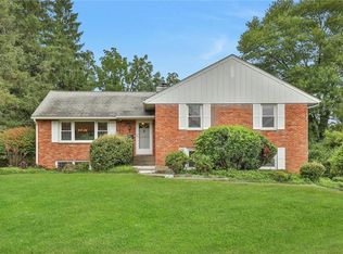 56 Greenwood Ln, Valhalla, NY