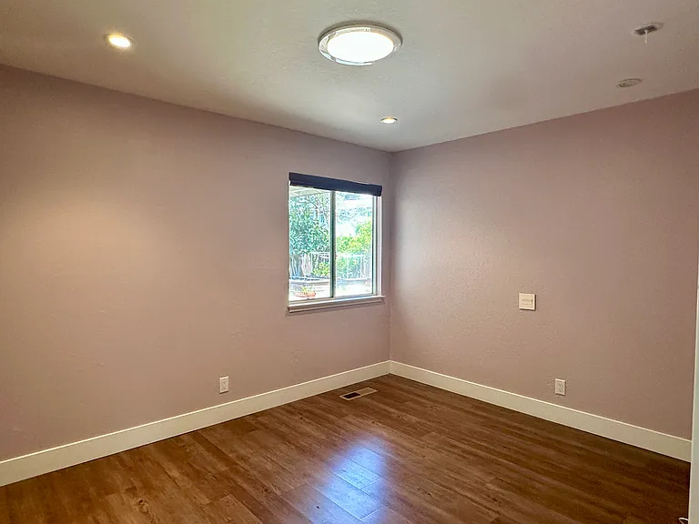 10446 Plum Tree Ln — Photo 8