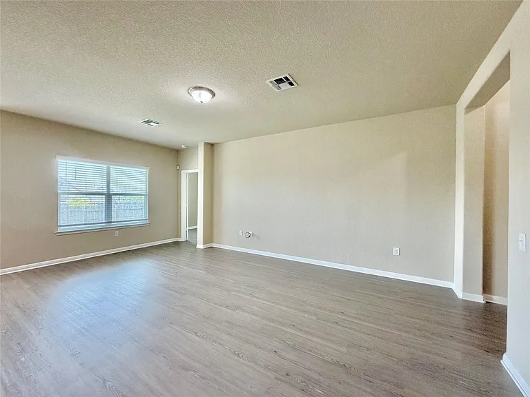 1416 Fort Dessau Rd — Photo 13