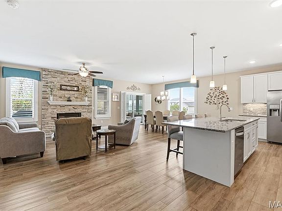 4th image of this home