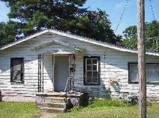 757 1/2 Maple St, Natchez, MS 39120