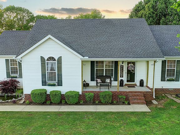 3rd image of 118 Inglewood Ct