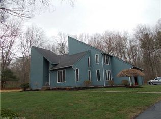 15 Emily Rd, Marlborough, CT 06447