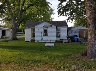 406 Holmes Ave, Rossville, IL 60963
