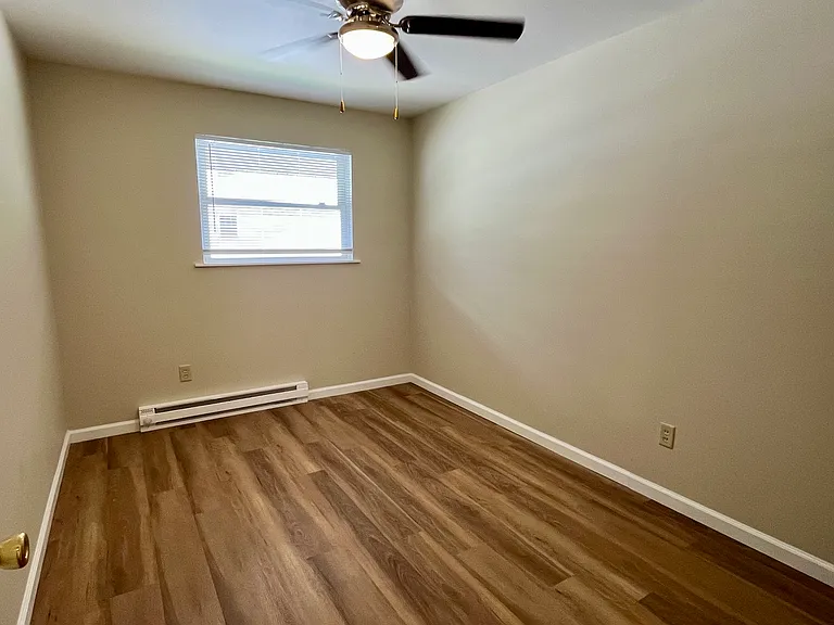 1901 S 1st St #7 — Photo 9