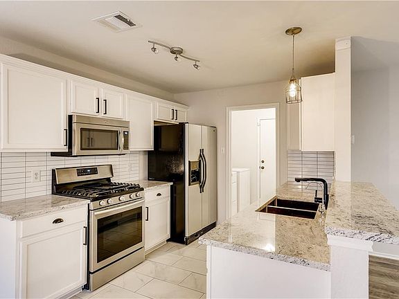 5th image of 2405 Jesse Owens Dr
