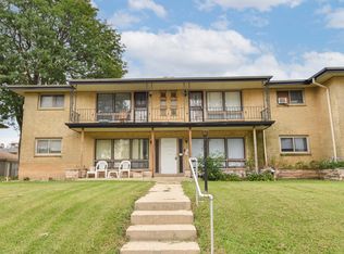 4206 N 92nd St APT 1, Milwaukee, WI 53222