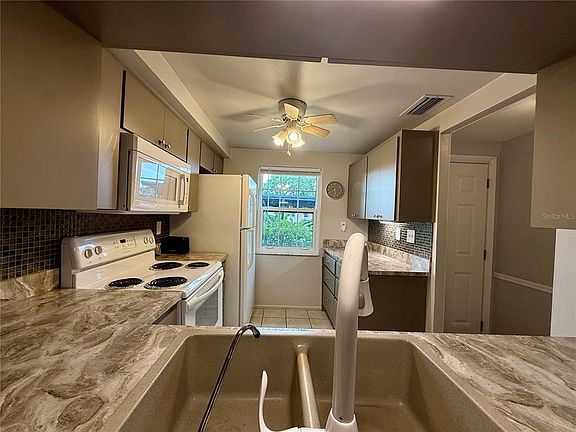 4th image of 4303 SUMMERSUN DRIVE