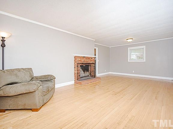 4th image of 113 Hunter Dr