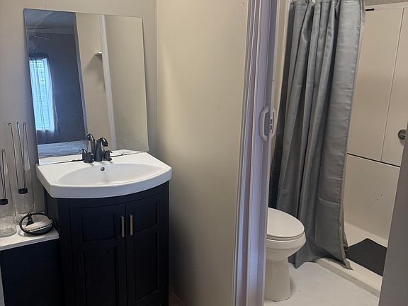 3rd image of 11776 N Hauser Lake Rd Space 6