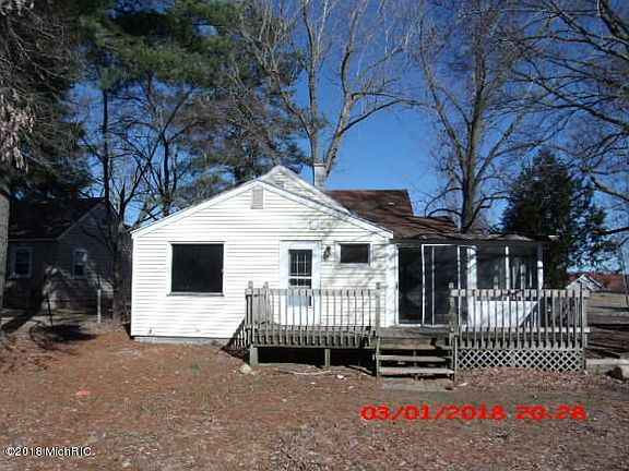 2nd image of 5157 Grand River Dr NE