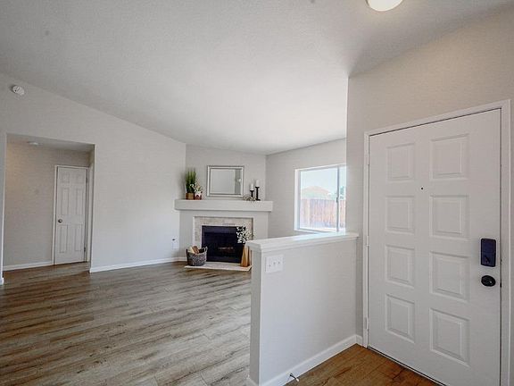 5th image of 12447 Silverwood Ln