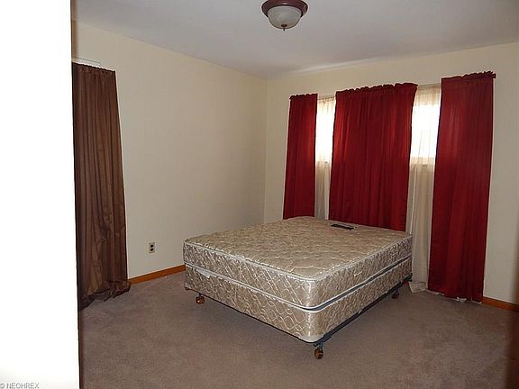 5th image of 6032 Monica Ln