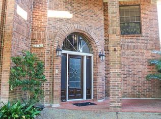 514 Crestwood Dr, Seabrook, TX 77586