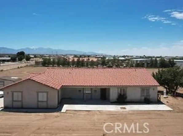 6818 Jagatai St, Hesperia, CA 92344