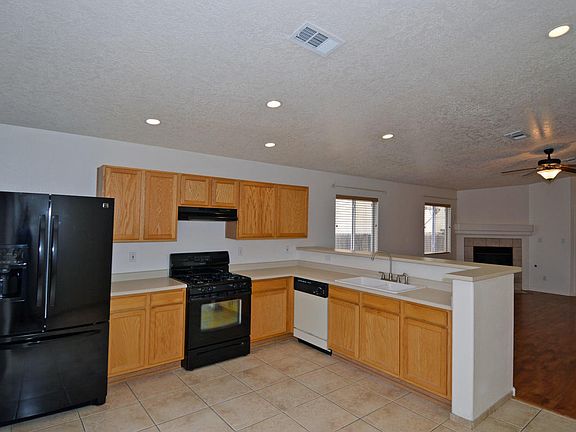 4th image of 10724 Stonebrook Pl NW