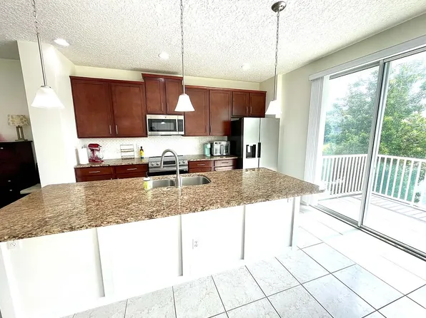 4336 Ellipse Dr, Jacksonville, FL 32246