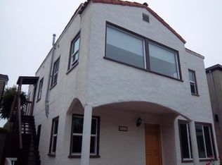 445 34th St, Manhattan Beach, CA 90266