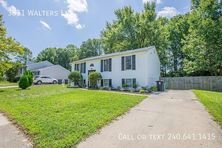 Amazing 4 BR/3 BA Single-Family Home in District Heights! — Photo 1