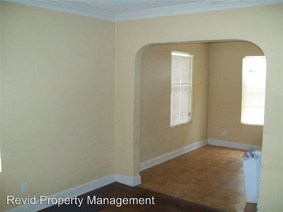 2nd image of 3724 Mayflower Ave