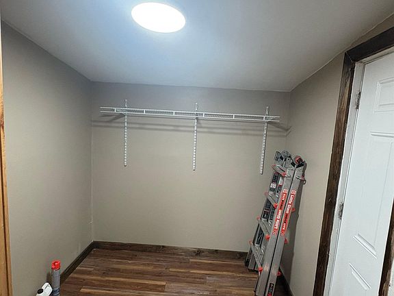 2nd image of 159 Nash St