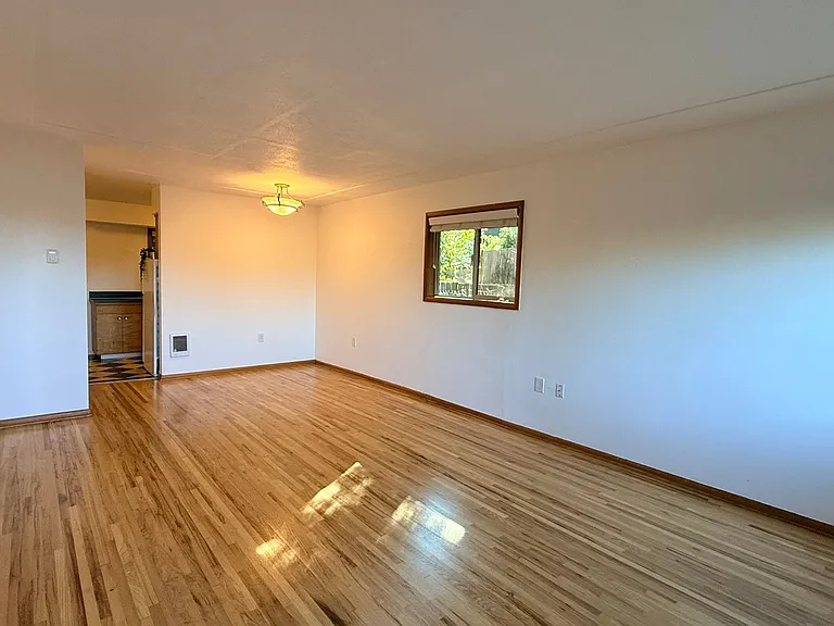 4020 SE Pardee St — Photo 12