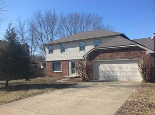 9826 Beam Ridge Dr, Indianapolis, IN 46256