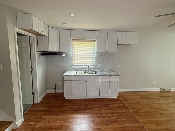 3rd image of 14820 Page Ave
