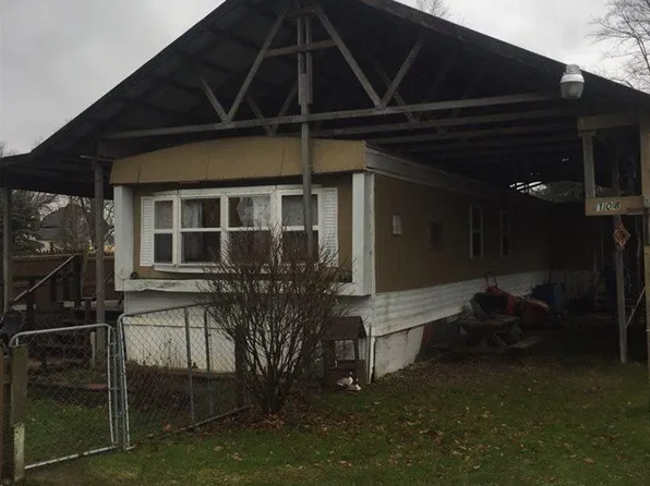 108 W Ball St, North Star, MI 48862